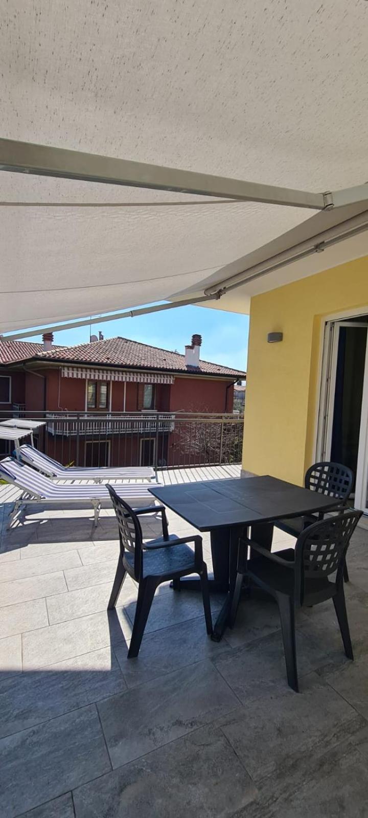 Hotel Il Melograno Peschiera del Garda Esterno foto